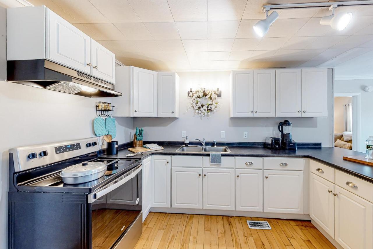 Villa Maplewood Manor - Unit 2 à Colchester Extérieur photo